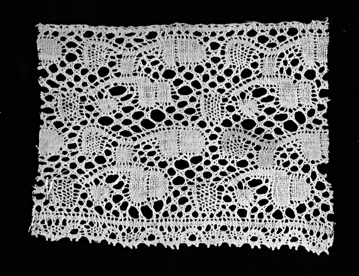 bordo, frammento - manifattura italiana (ultimo quarto sec. XVII)