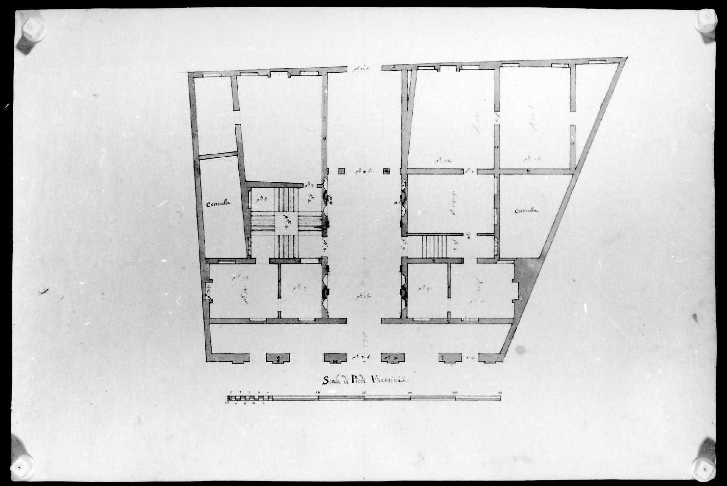 casa Piovene ai Carmini a Vicenza (disegno, serie) di Calderari Ottone Maria (sec. XVIII)