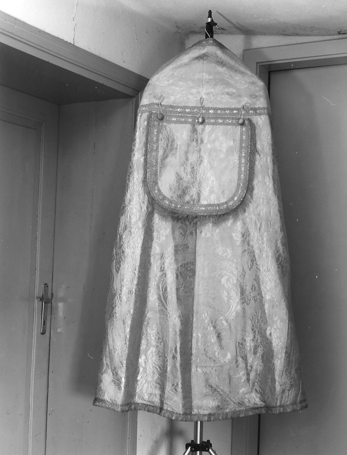 paramento liturgico - manifattura veneta (secc. XIX/ XX)