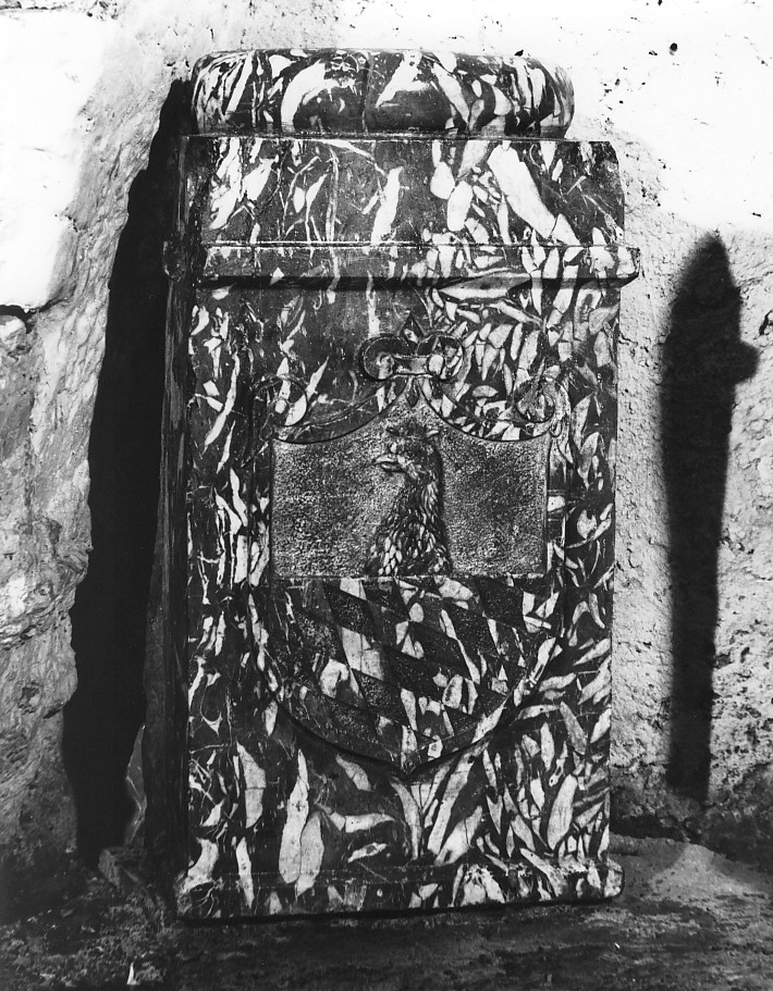 stemma gentilizio (base) - ambito veronese (sec. XVI)