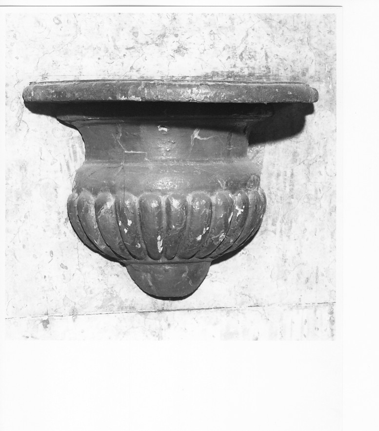 mensola, serie - bottega veronese (sec. XVIII)