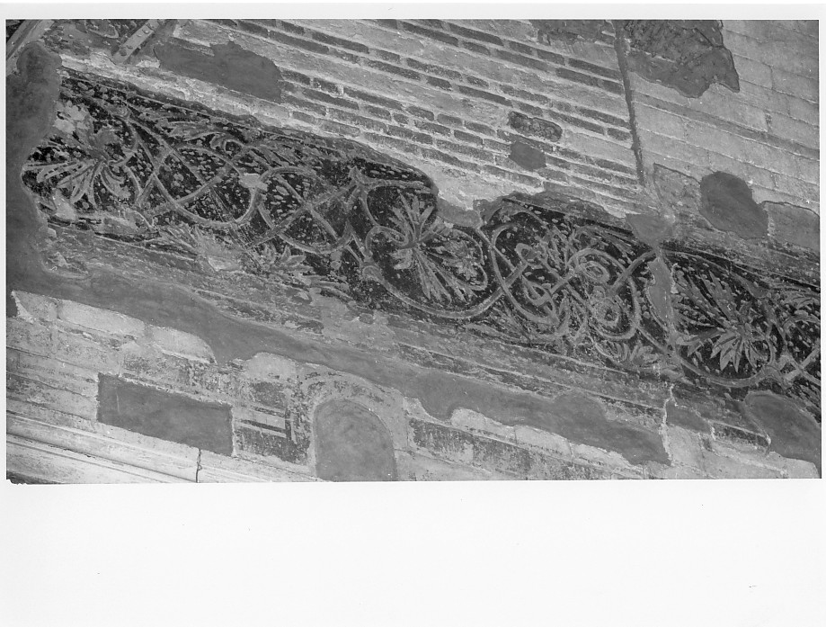 motivi decorativi floreali (dipinto) - ambito veronese (seconda metà sec. XIV)