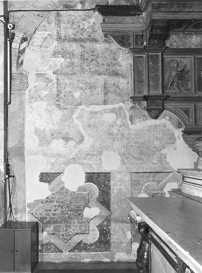 motivi decorativi geometrici (dipinto, complesso decorativo) - ambito veronese (sec. XIV)