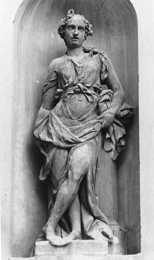 figura allegorica femminile (statua) di Bendazzoli Giovanni Battista (sec. XVIII)