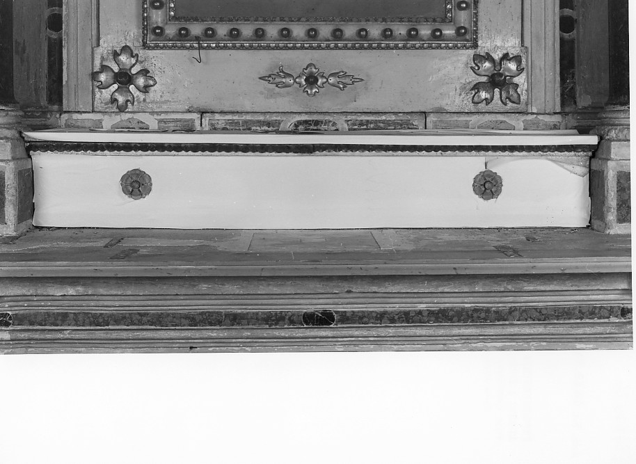 gradino d'altare - bottega veneta (sec. XVIII)