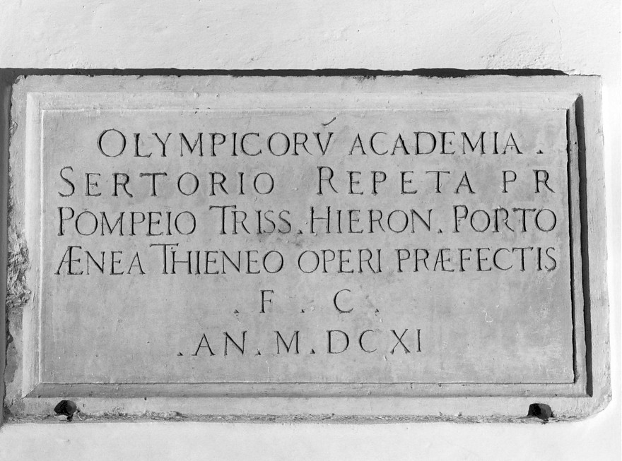 lapide commemorativa - manifattura vicentina (sec. XVII)
