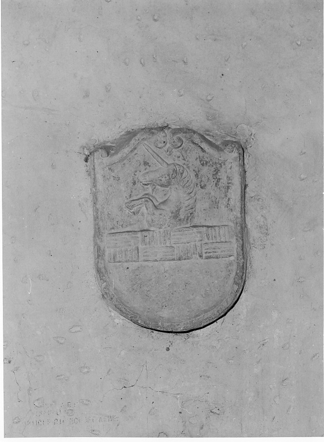 stemma gentilizio (rilievo) - ambito veneto (sec. XVI)