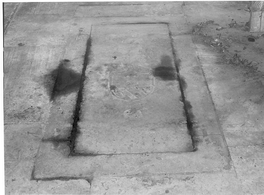 lapide tombale - ambito veronese (sec. XVI)