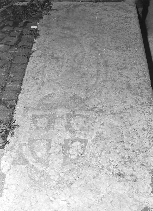 lapide tombale - ambito veronese (sec. XV, sec. XVI)