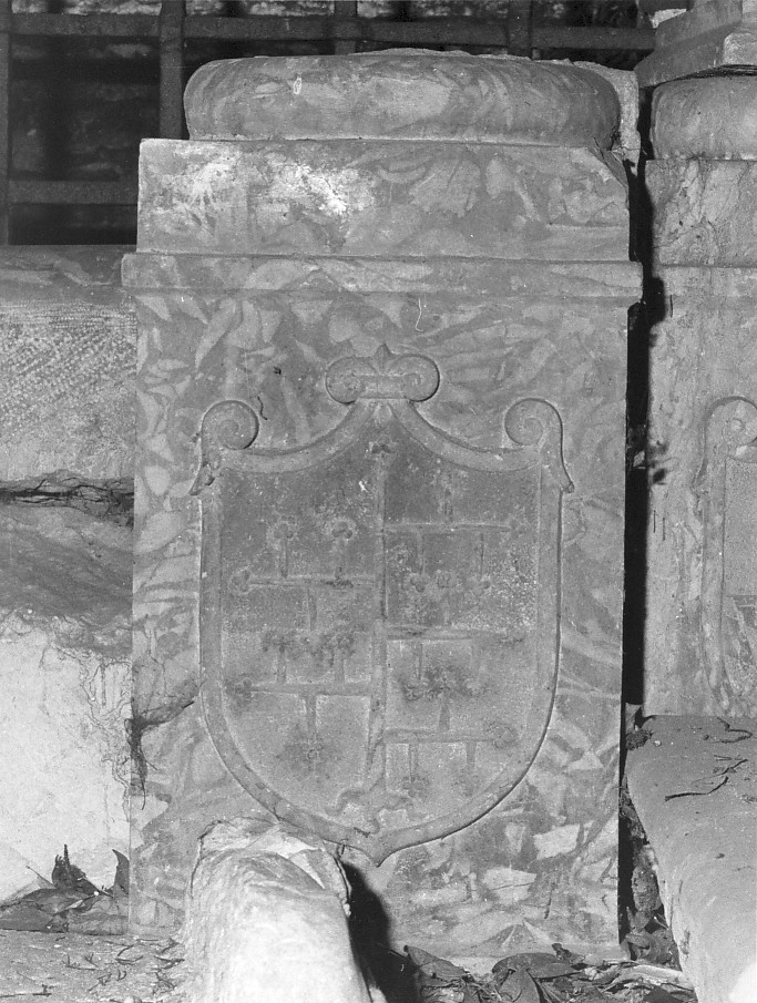 base di colonna, elemento d'insieme - ambito veneto (sec. XVI)