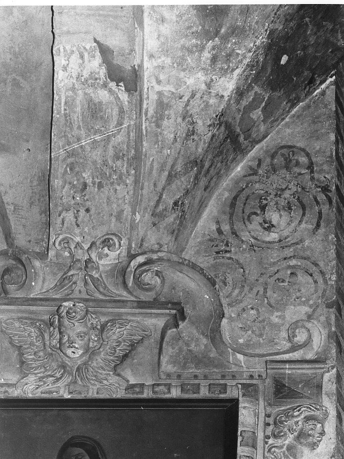 motivi decorativi a girali (dipinto, frammento) - ambito veronese (sec. XII, sec. XIII)