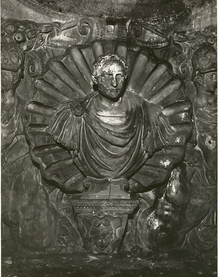 busto maschile in conchiglia (busto) di Rubini Agostino (attribuito) (sec. XVI)