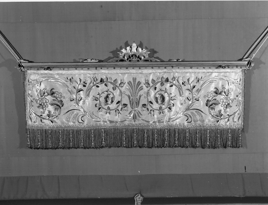 decorazione a ricamo, pendant - ambito Italia settentrionale (sec. XIX)