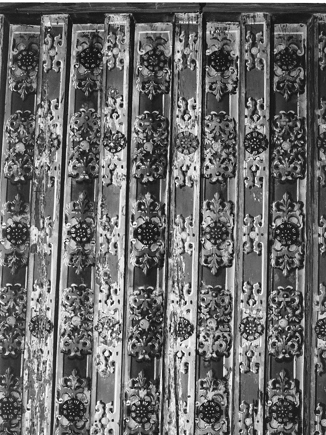 motivi decorativi floreali (soffitto) - ambito vicentino (seconda metà sec. XVII)