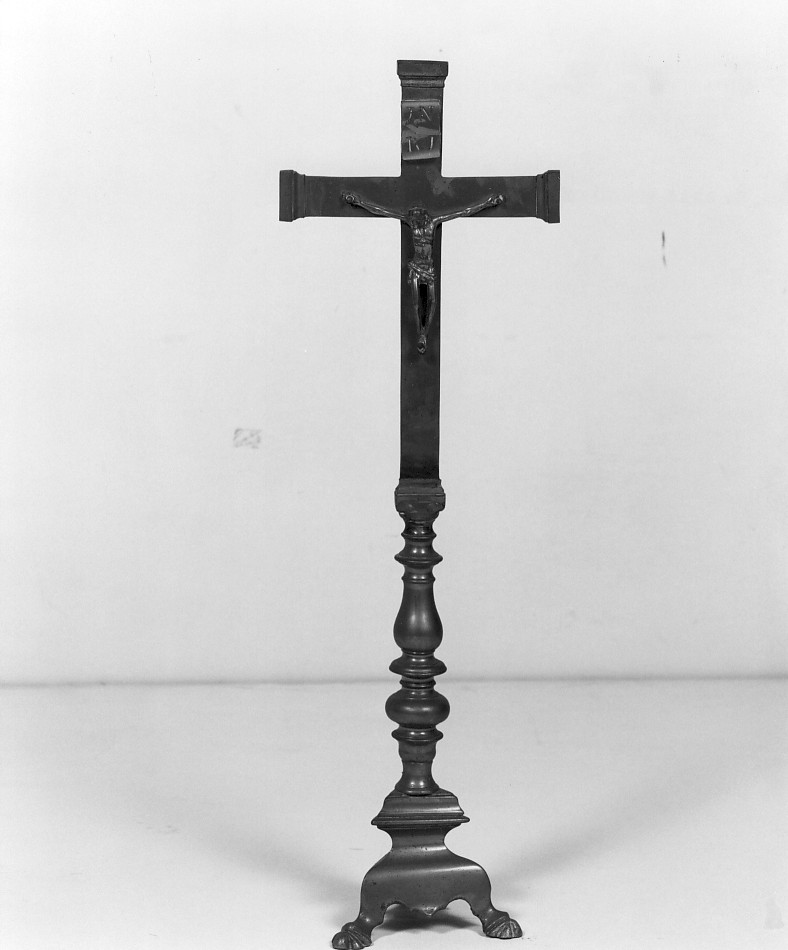 croce d'altare - manifattura vicentina (sec. XIX)