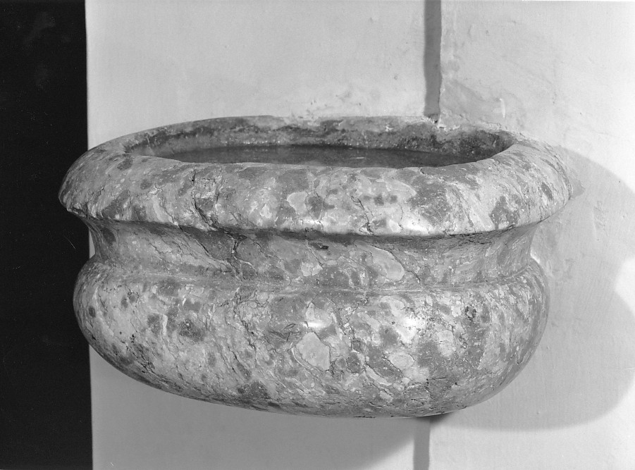 acquasantiera da parete - ambito veneto (sec. XIX)