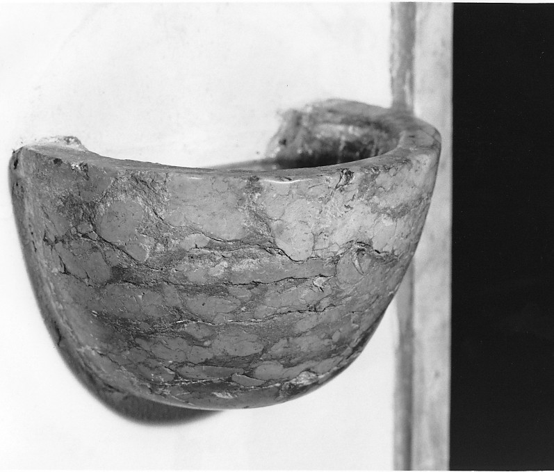 acquasantiera da parete - ambito veneto (seconda metà sec. XIX)