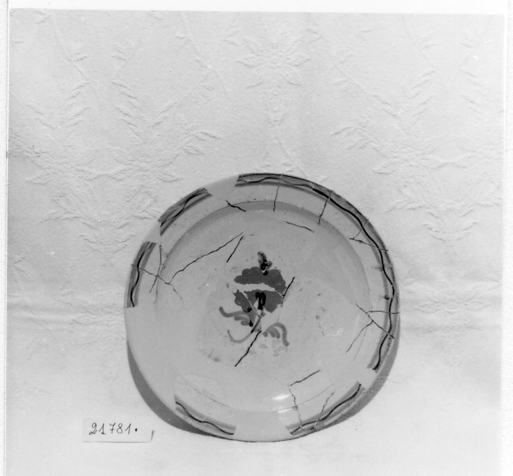 piatto - manifattura bassanese (prima metà sec. XIX)