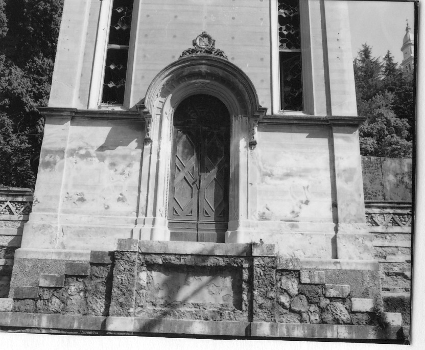 portale - ad arco di Caregaro Negrin Antonio (sec. XIX)
