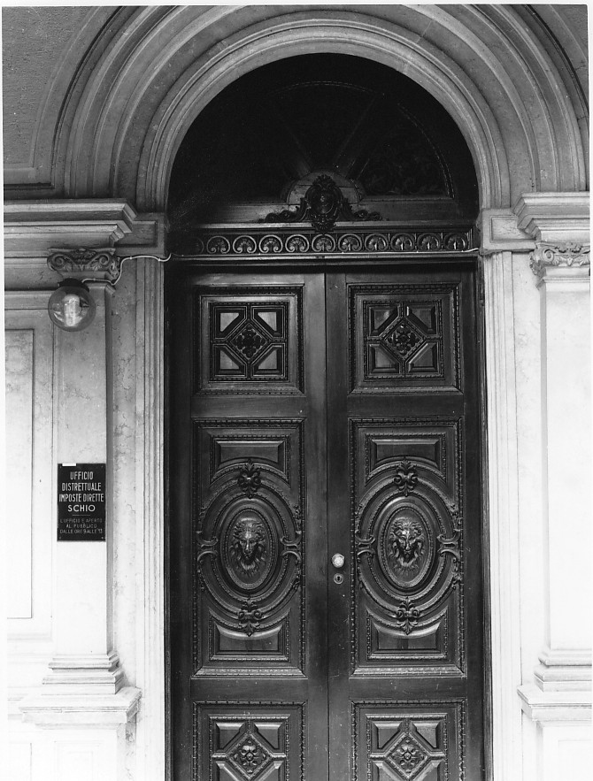 portone - bottega vicentina (sec. XIX)