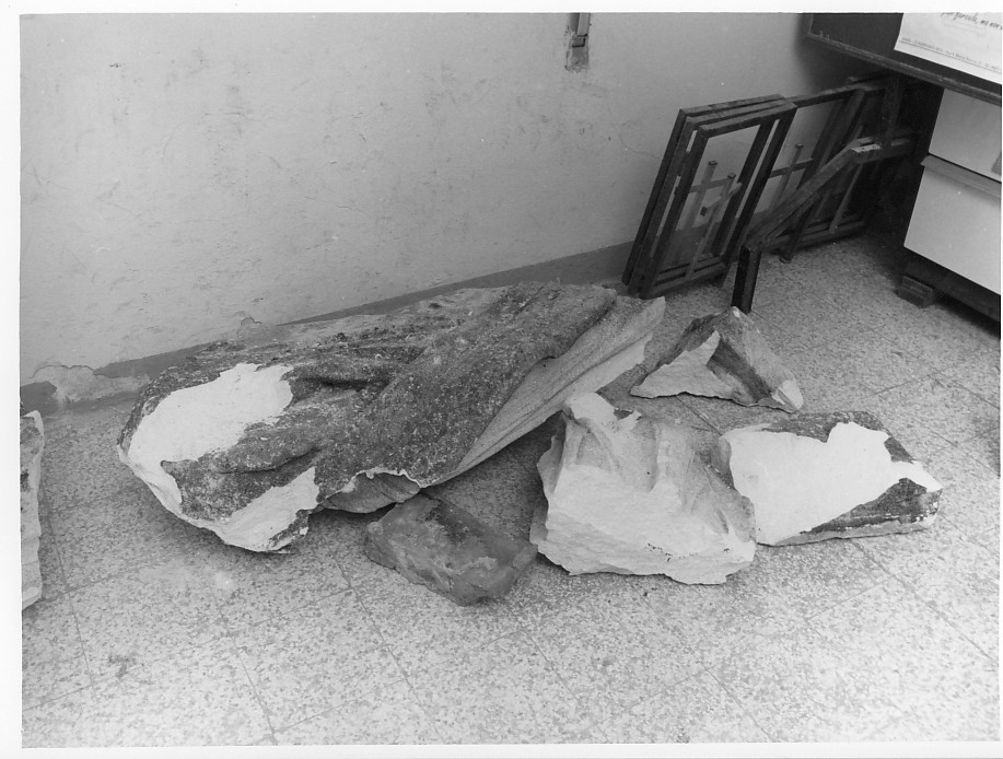 Santo (statua, frammento) - ambito veneto (secondo quarto sec. XVIII)