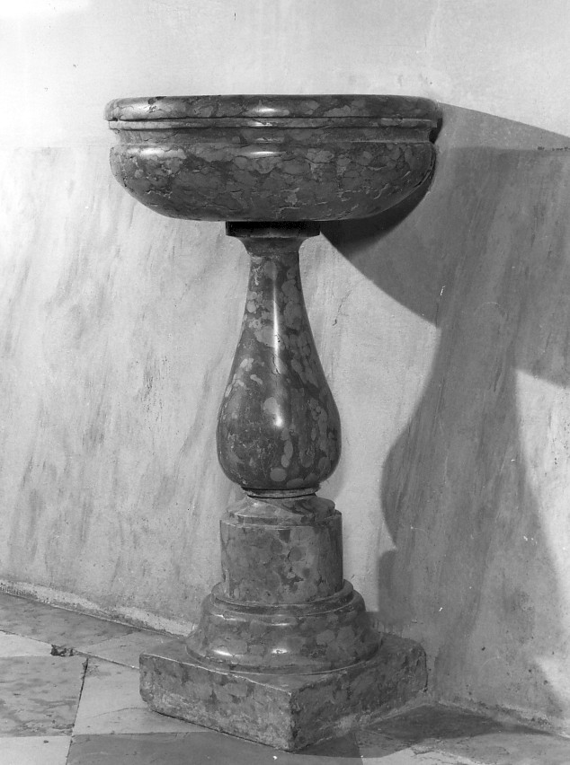 acquasantiera - a fusto - ambito bassanese (sec. XVII)