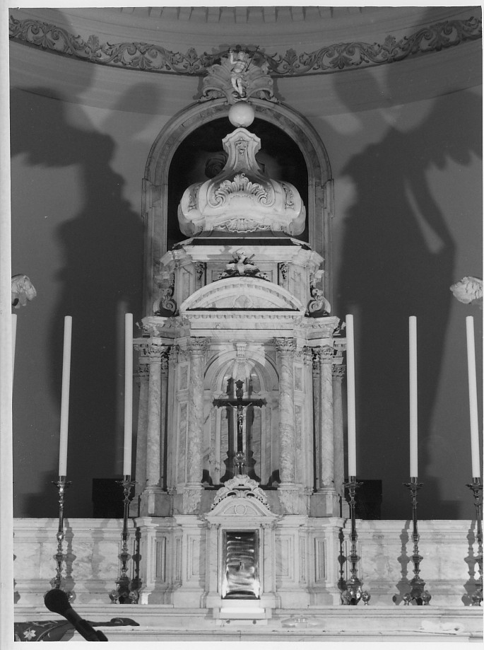 tabernacolo - a tempietto, elemento d'insieme di Zanchetta da Pove (attribuito) (sec. XVIII)