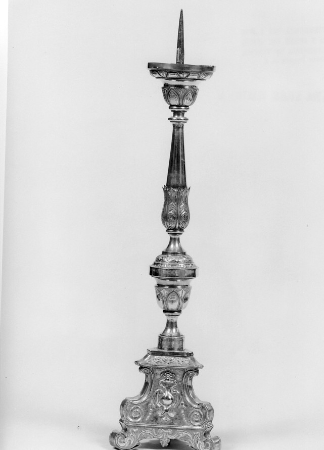 candeliere - manifattura veneta (ultimo quarto sec. XIX)