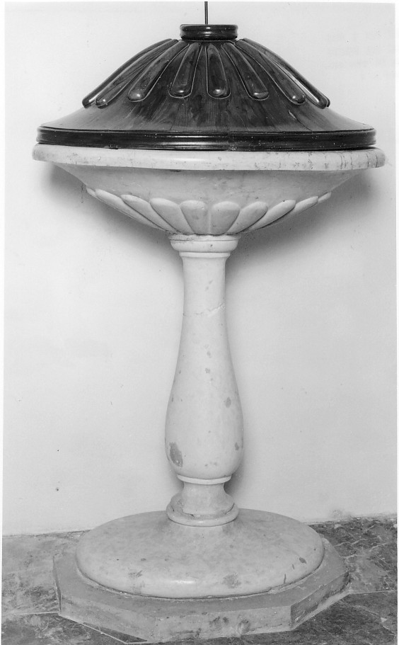 fonte battesimale - a fusto - manifattura veneta (seconda metà sec. XVIII)