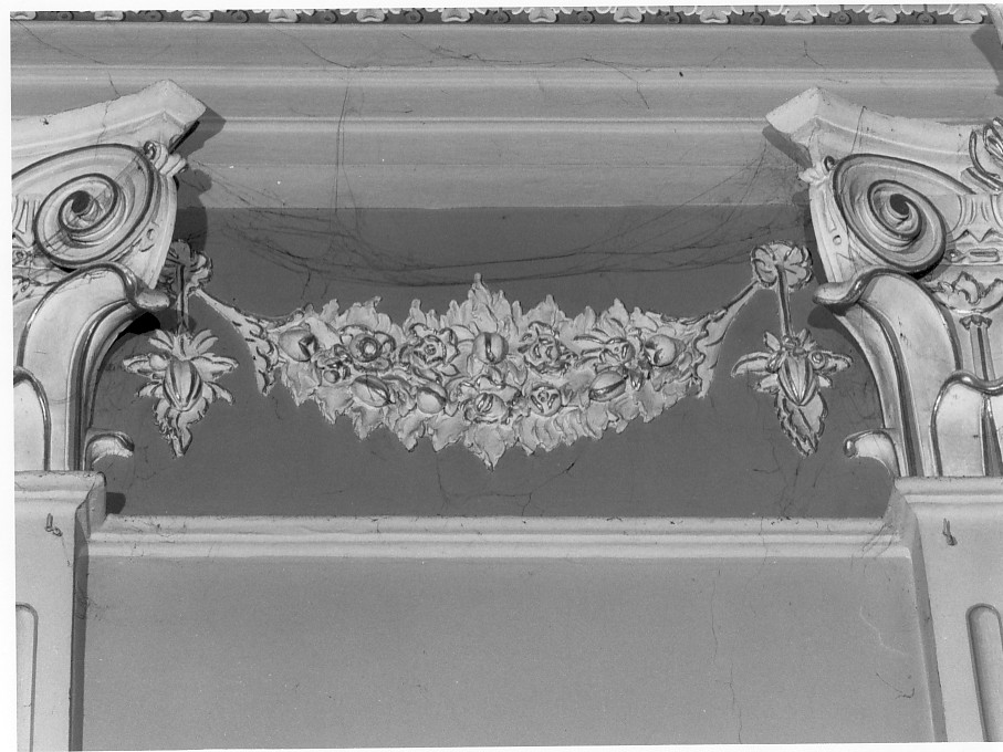 motivi decorativi a festoni con cherubini (rilievo, serie) - ambito veneto (sec. XIX)