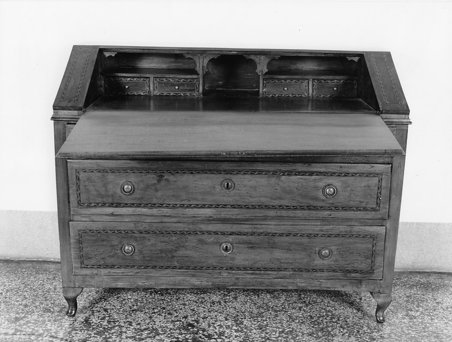 scrittoio - ambito veneto (metà sec. XVIII)