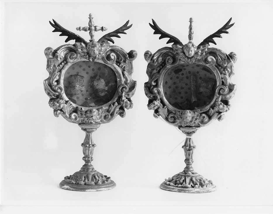 cherubini e motivi decorativi a volute (reliquiario - a tabella, serie) - ambito veneto (sec. XVII)