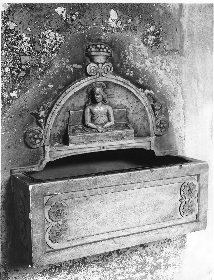 acquasantiera da parete - ambito veneto (sec. XVI)