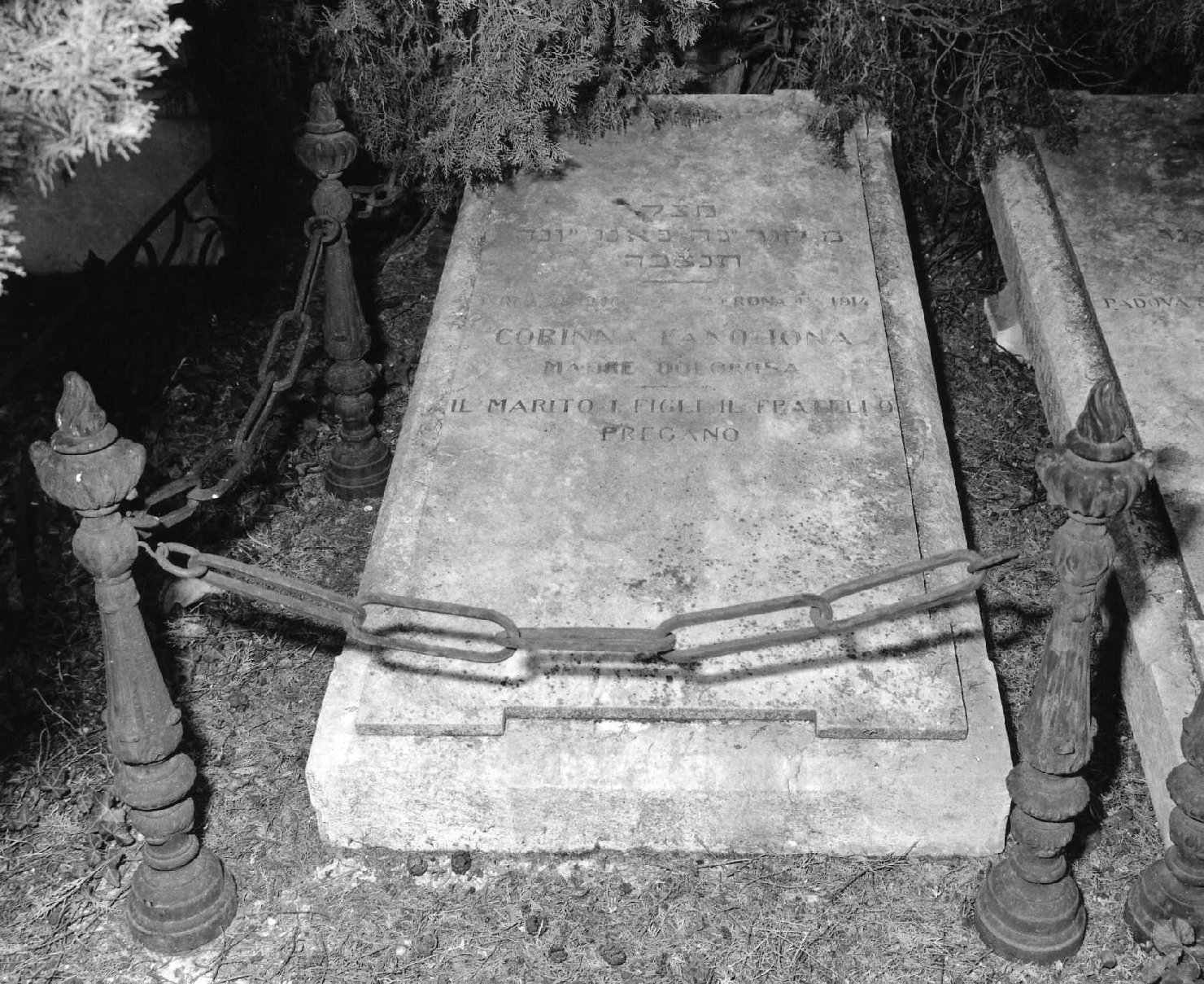 lapide tombale - ambito veneto (sec. XX)