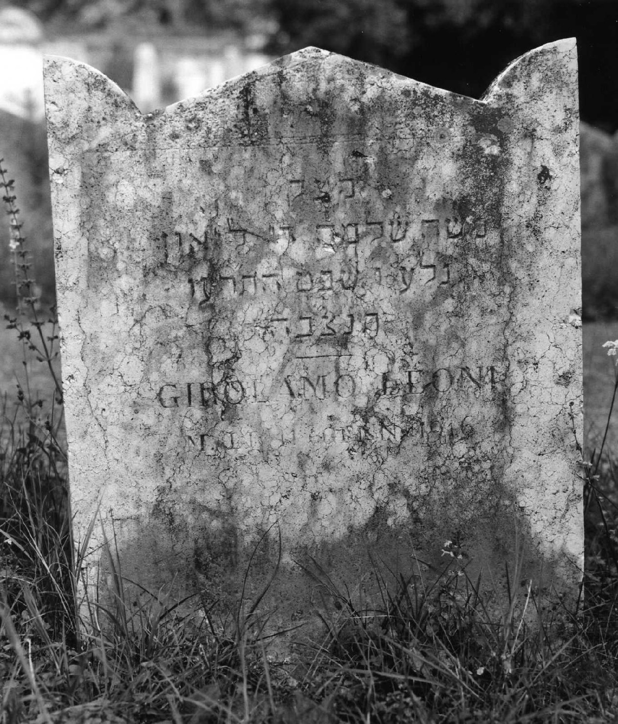 lapide tombale - ambito veneto (sec. XX)