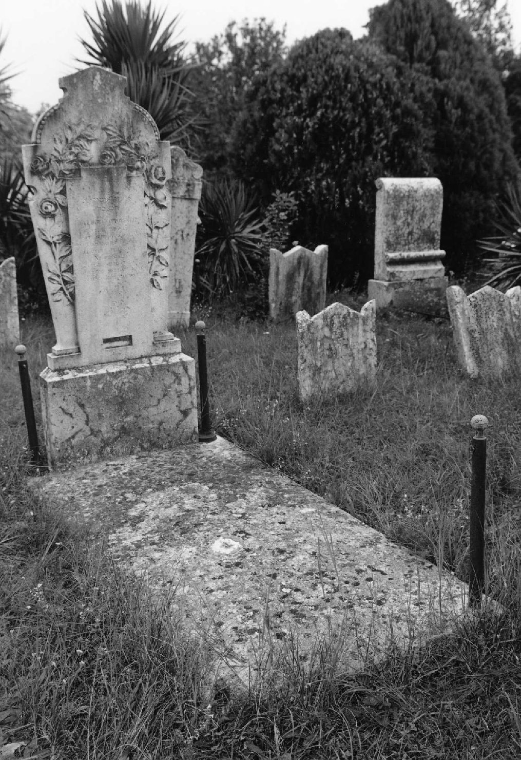 monumento funebre - ambito veneto (sec. XX)