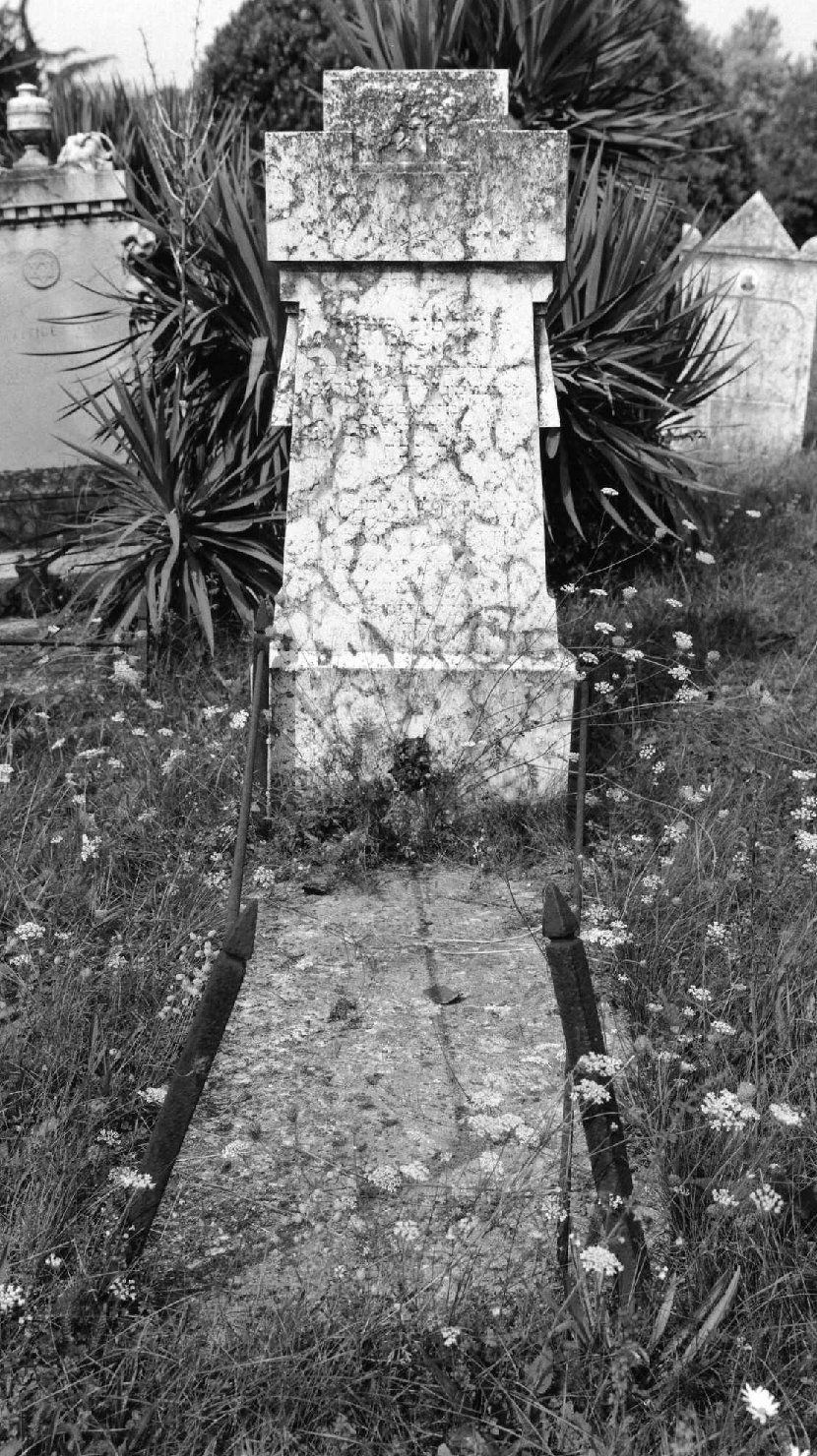 monumento funebre - ambito veneto (sec. XX)