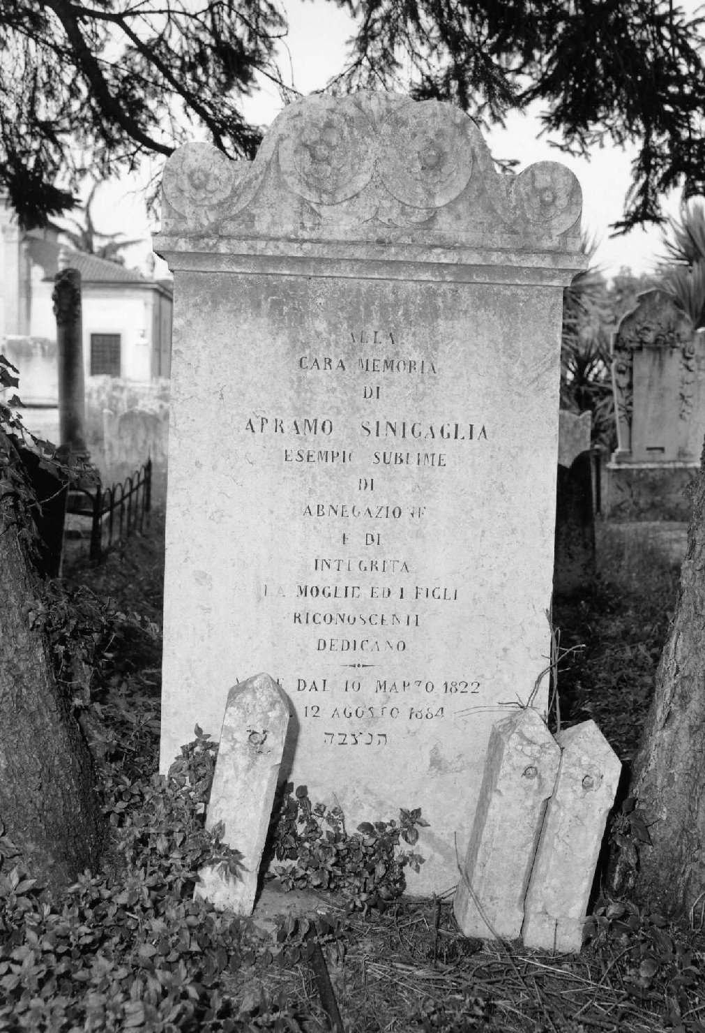 monumento funebre - ambito veneto (sec. XIX)