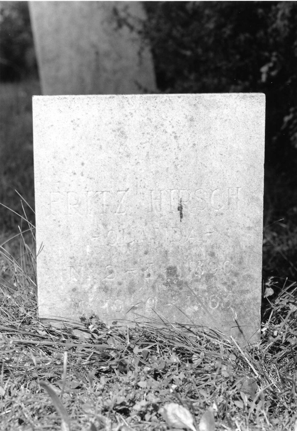 lapide tombale - ambito veneto (sec. XX)