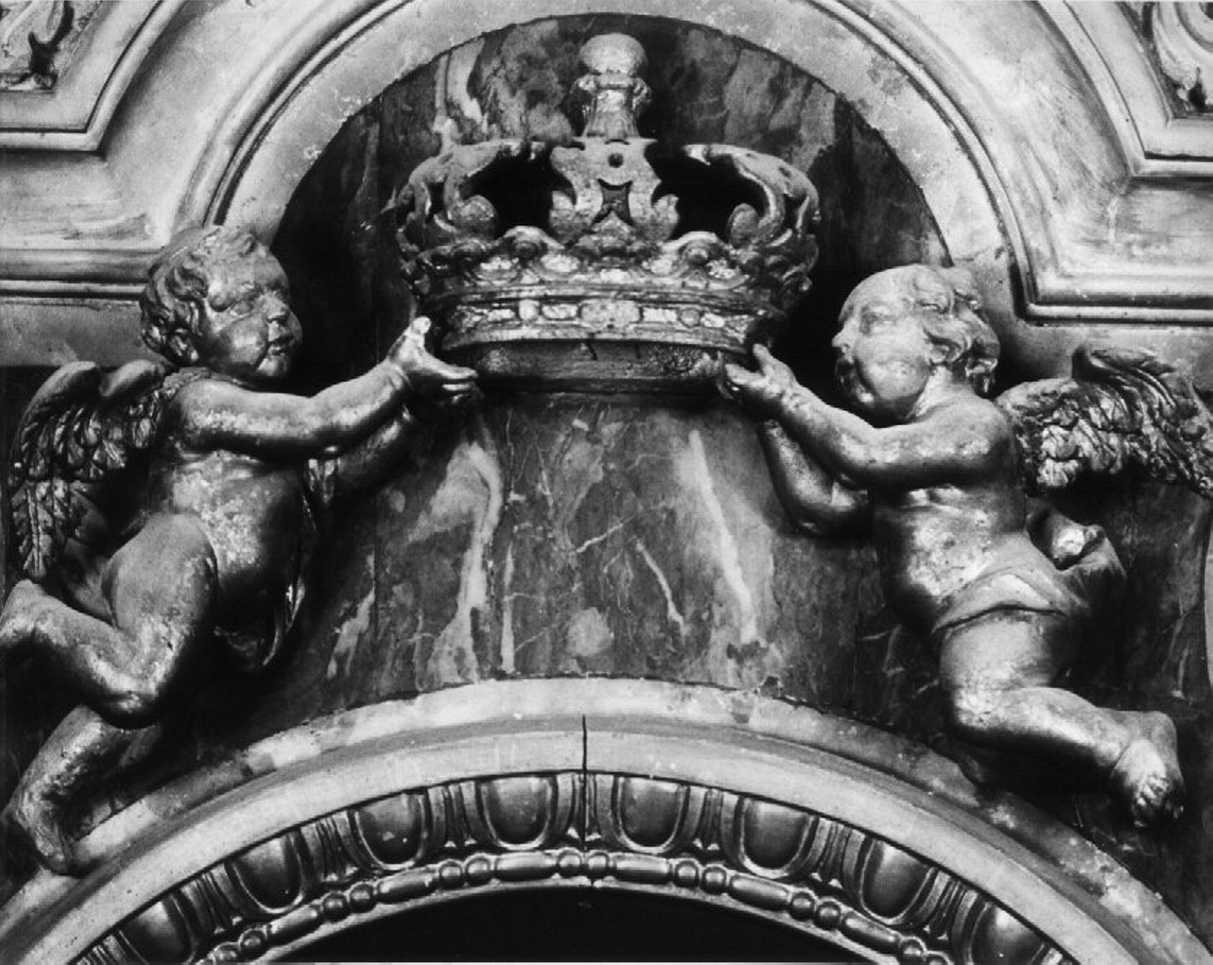 angeli reggicorona (scultura) - ambito veneto (sec. XVIII)