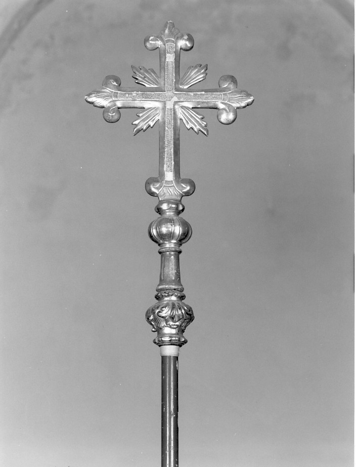 croce processionale - manifattura veronese (sec. XIX)