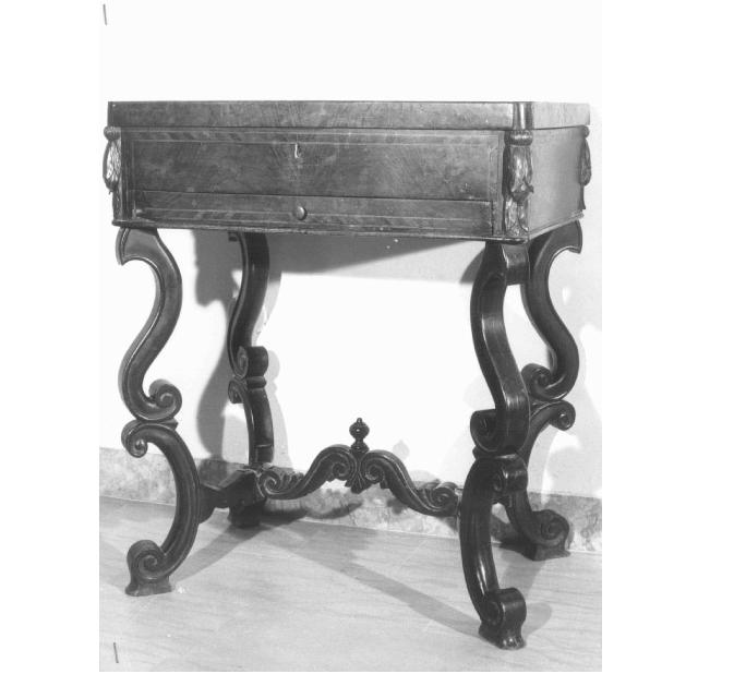 tavolino - bottega veronese (sec. XIX)