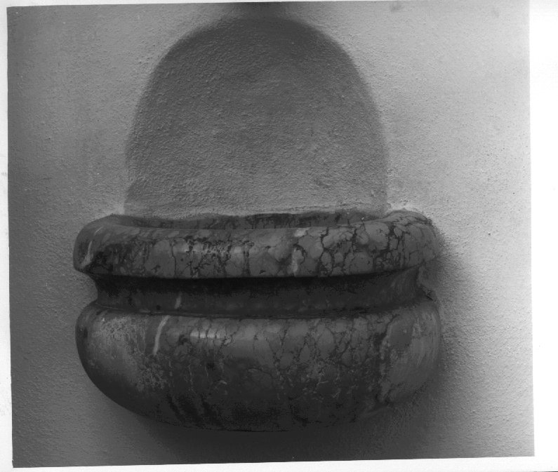 acquasantiera da parete - ambito veneto (seconda metà sec. XVIII)