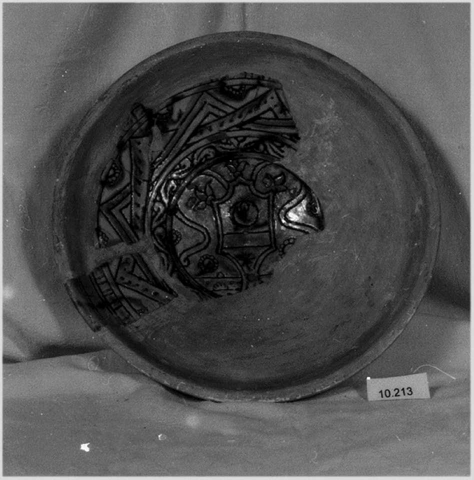 bacino, frammento - manifattura veneta (prima metà sec. XVI)