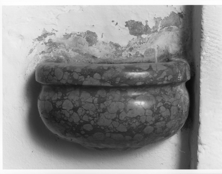 acquasantiera - ambito veneto (sec. XIX)