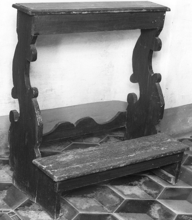 inginocchiatoio - ambito veneto (sec. XVIII)