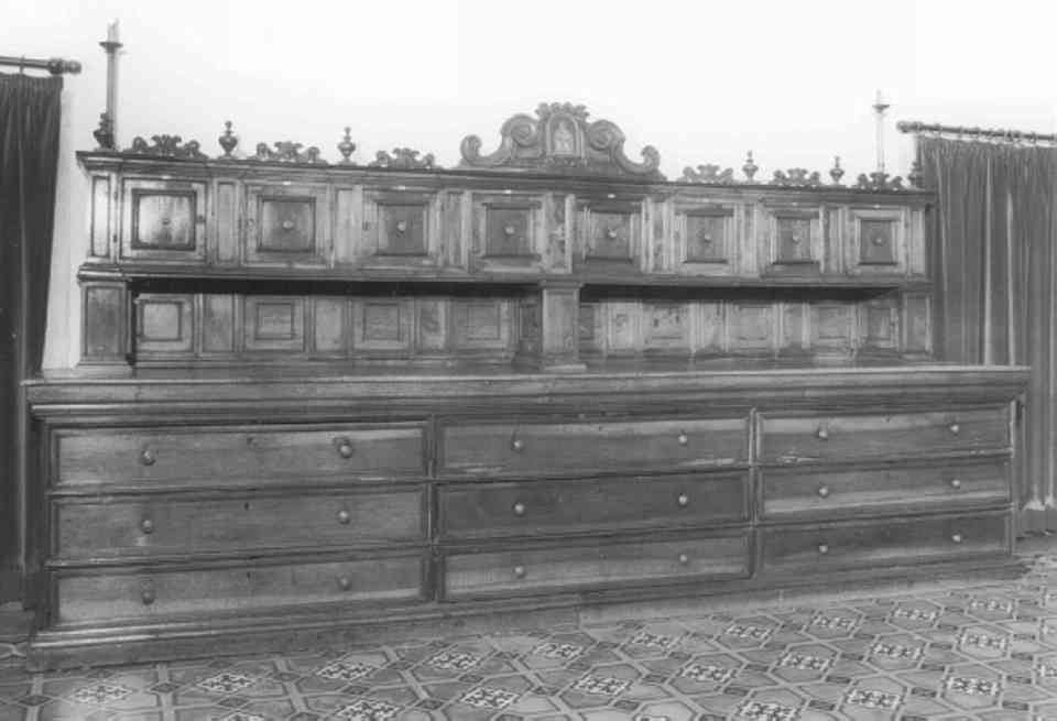 armadio - ambito veneto (sec. XIX)