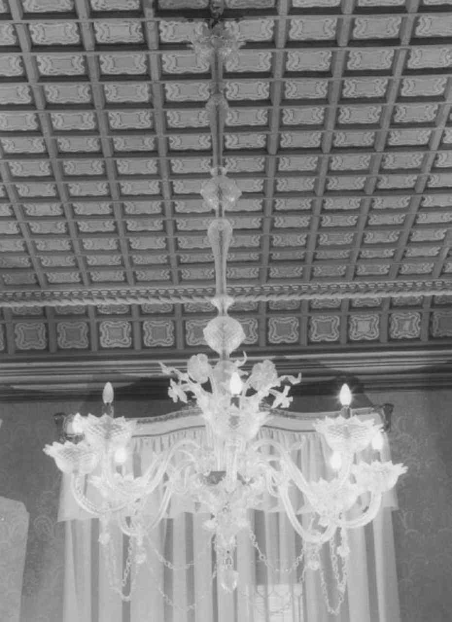 lampadario - produzione muranese (secc. XVIII/ XIX)