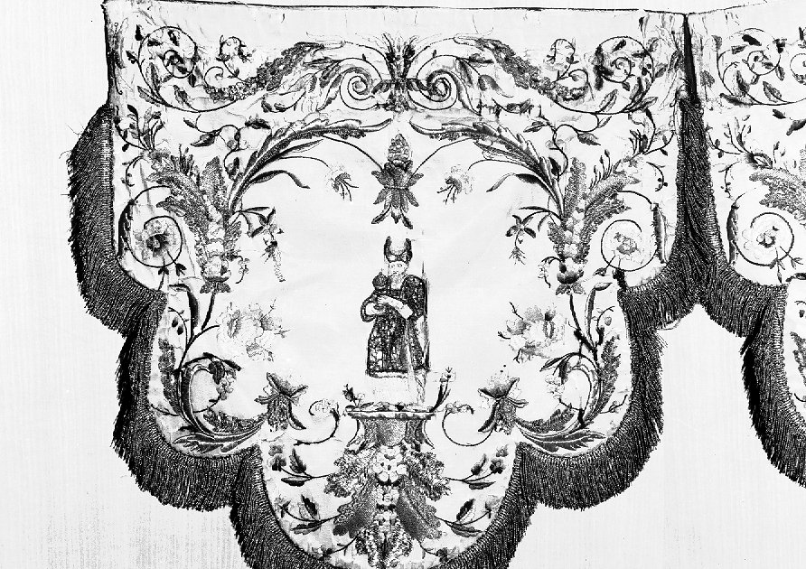 decorazione a ricamo, elemento d'insieme - ambito veneto (sec. XVIII)