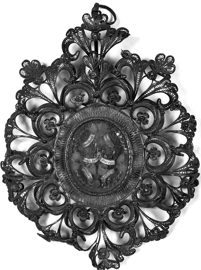 reliquiario a capsula - a medaglione - ambito veneto (sec. XVIII)